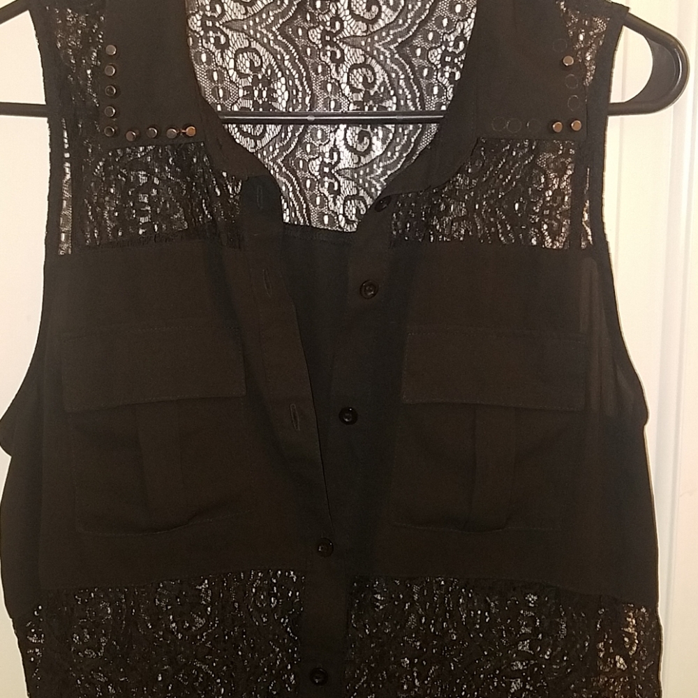 Shirt - Picture 2 of 4